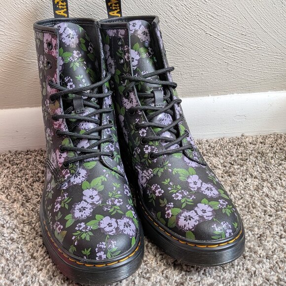 Dr. Martens Shoes - Floral Dr. Martens Zavala Hydro